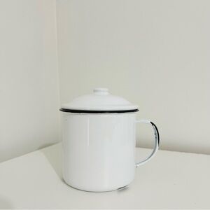 White Enamel Camping White Mug With Lid And Handle
